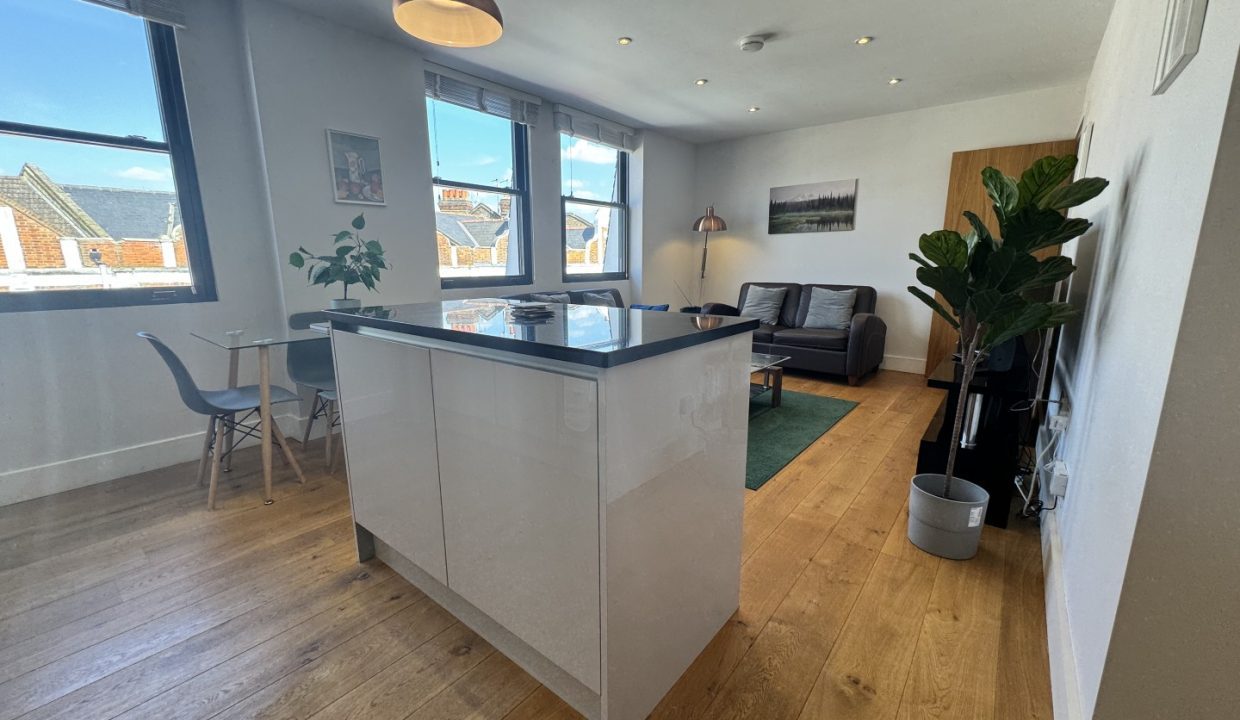 i kitchen island living 4 (Large)