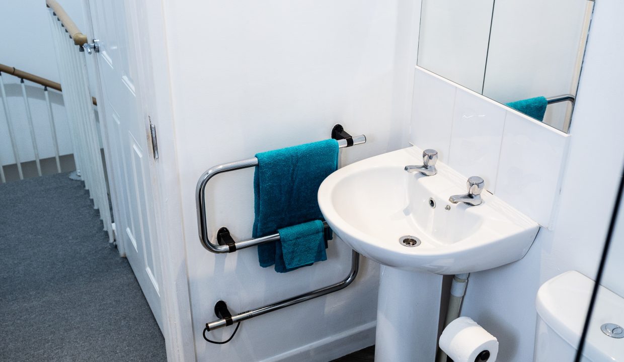 Bathroom B