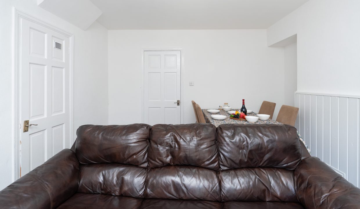 Laburnum Road 04629