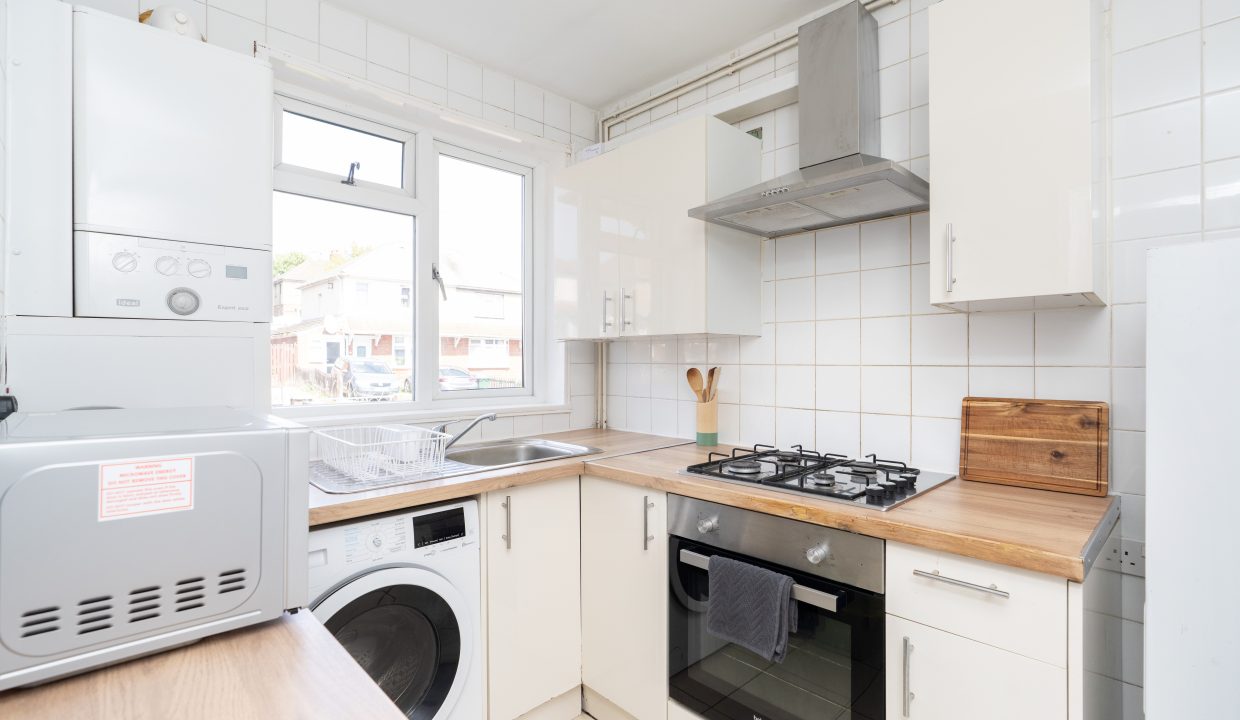 Laburnum Road 04635