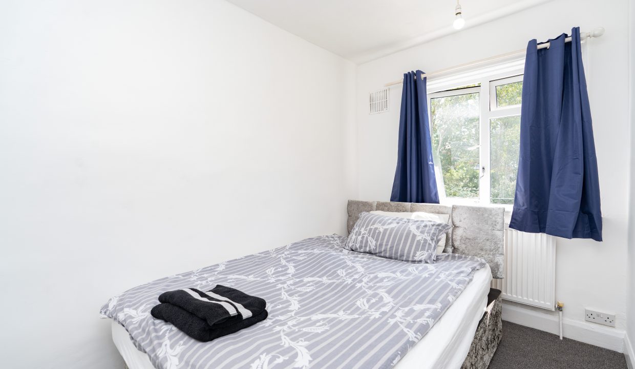 Laburnum Road 04647