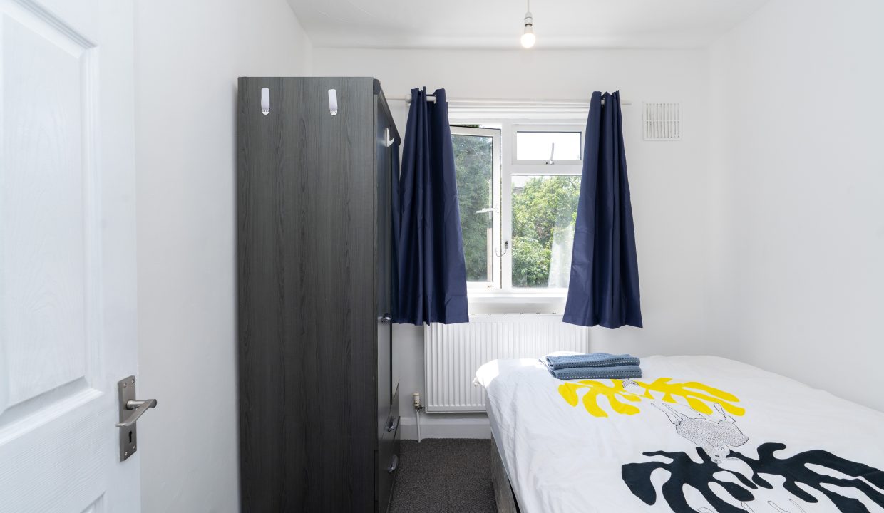 Laburnum Road 04654