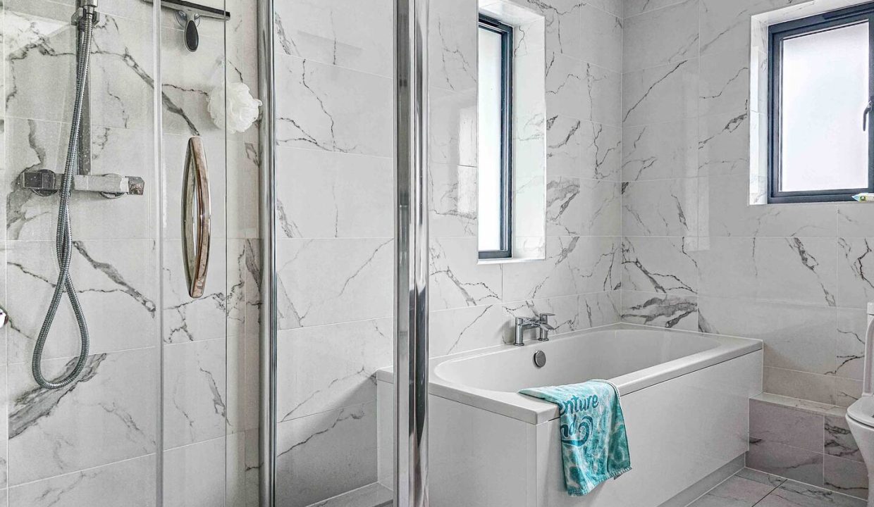 bathroom 2a
