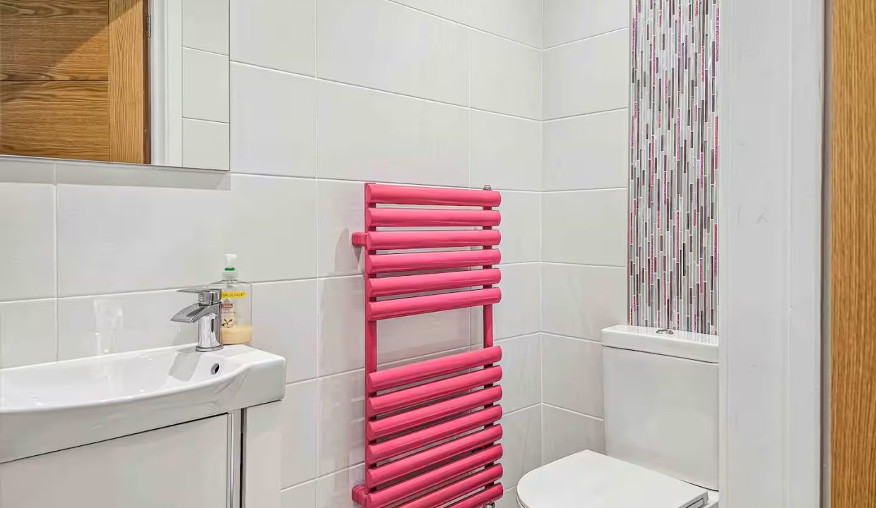 bathroom 4a
