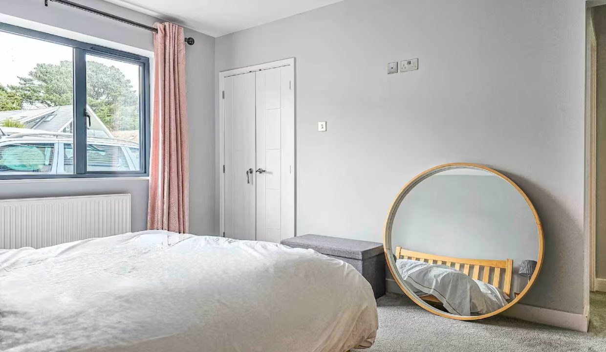 bedroom 2a